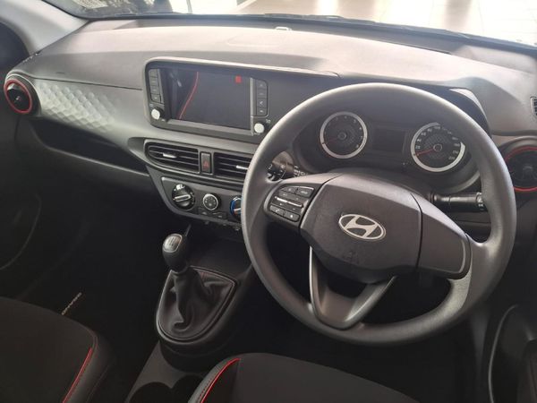 2026-Hyundai-Grand-i10-12-Motion-Auto image:6
