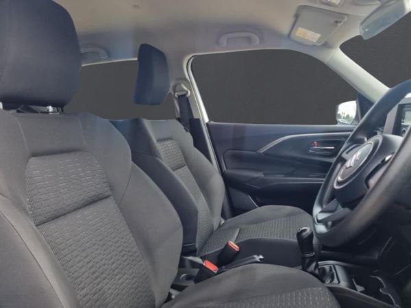 2025-Suzuki-Swift-12-GL image:9
