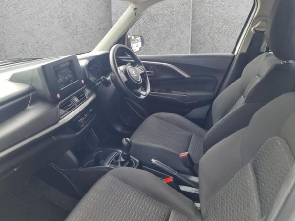 2025-Suzuki-Swift-12-GL image:15
