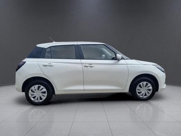 2025-Suzuki-Swift-12-GL image:7