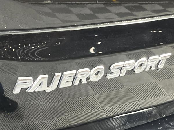 2022-Mitsubishi-Pajero-Sport-24D-4x4-Auto image:11