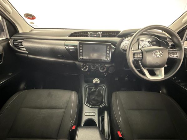 2024-Toyota-Hilux-24-GD-6-Raised-Body-Raider-Double-Cab image:1
