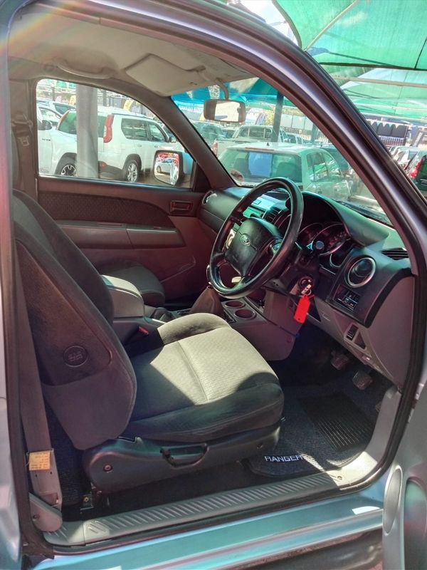 2007-Ford-Ranger-30-TDCi-XLT-Hi-Trail-SuperCab image:5