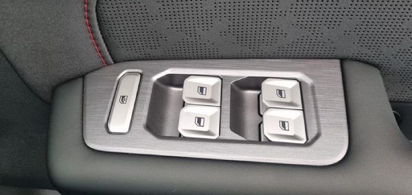 2026-Jetour-T2-I-Dm-15T-Phev image:25