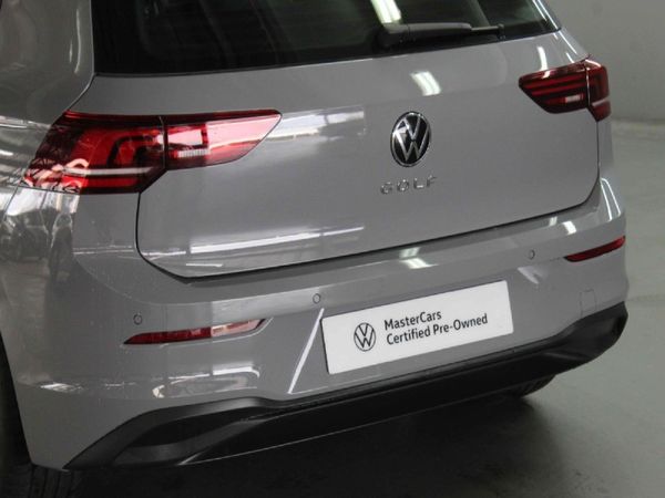 2025-Volkswagen-Golf-14-TSI-Life-Auto-110kw image:4