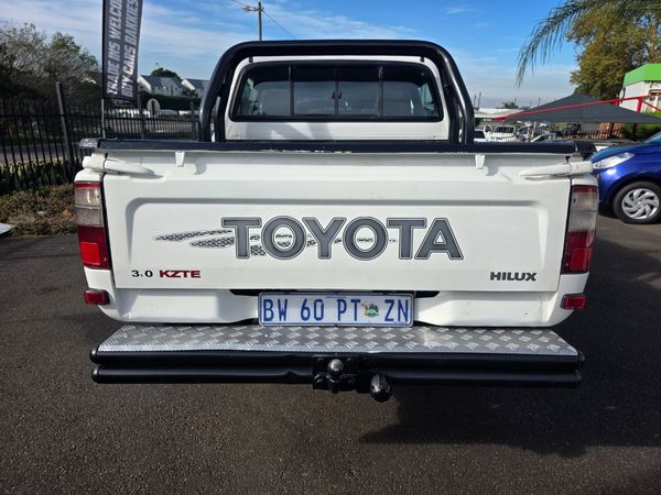 2004-Toyota-Hilux-30-KZ-TE-Raider-Raised-Body-Double-Cab image:9