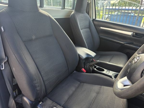 2022-Toyota-Hilux-24-GD-6-Raider-4x4-Single-Cab image:8