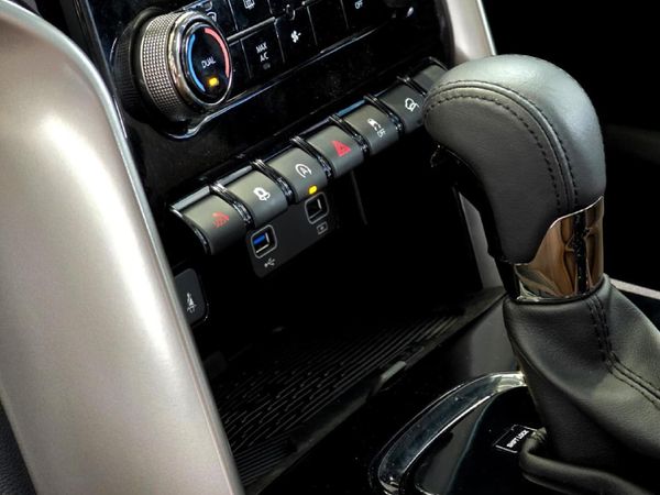 2026-Mahindra-Scorpio-N-22D-4X4-Auto-Z8l image:11