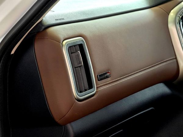 2026-Mahindra-Scorpio-N-22D-4X4-Auto-Z8l image:8