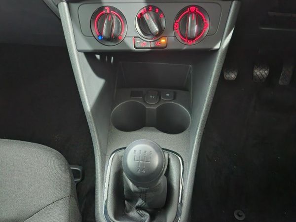 2026-Volkswagen-Polo-Vivo-14 image:1
