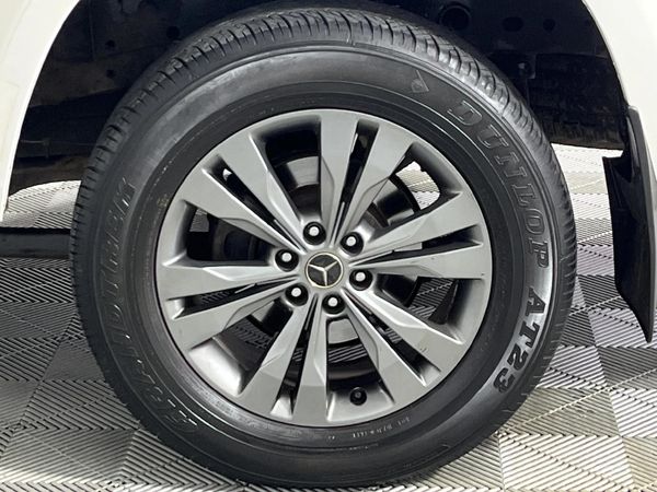 2020-Mercedes-Benz-X-Class-X250d-4x4-Power image:6