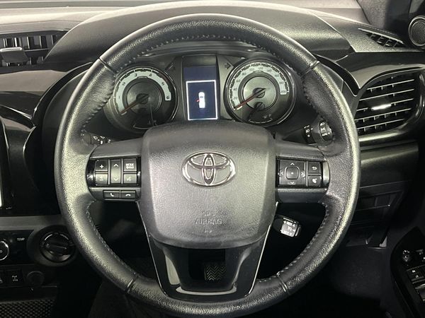 2018-Toyota-Hilux-28-GD-6-Raider-4x4-Auto-Double-Cab image:13