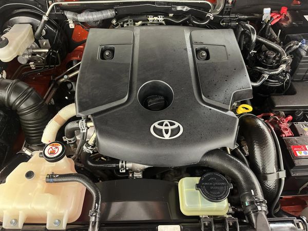 2018-Toyota-Hilux-28-GD-6-Raider-4x4-Auto-Double-Cab image:15