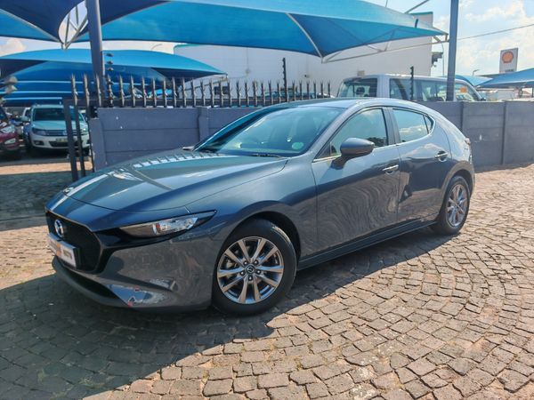 2020-Mazda-3-15-Active-5-dr image:1