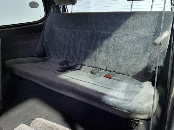 2001-Toyota-Condor-2400i-Estate-TE image:13
