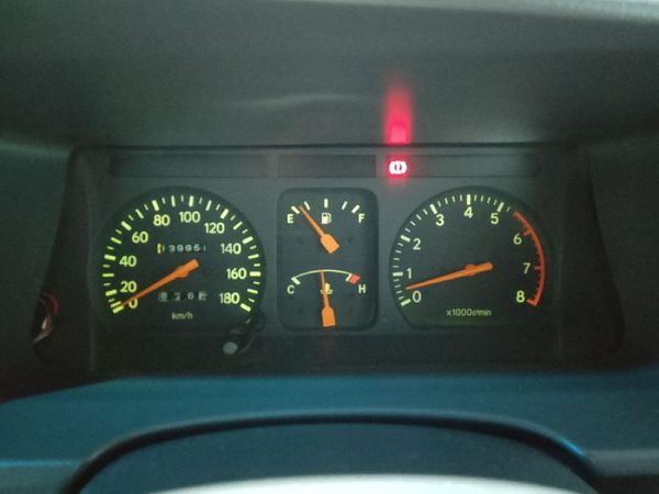 2001-Toyota-Condor-2400i-Estate-TE image:18