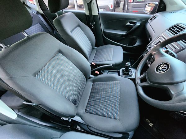 2021-Volkswagen-Polo-Vivo-14-Trendline-5-dr image:6