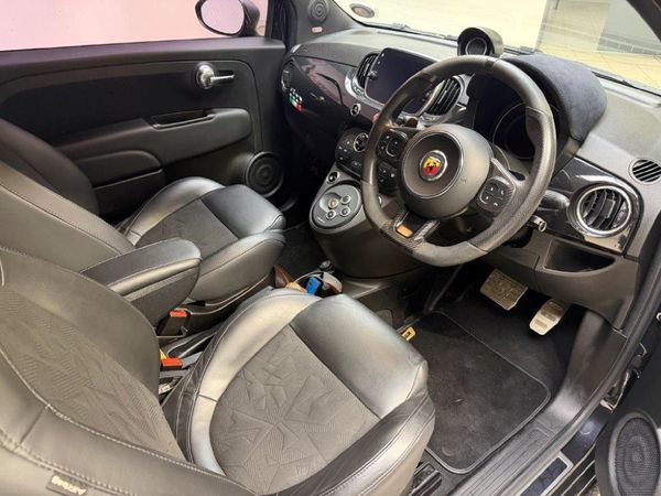 2022-Abarth-595-14T-Scorpion-ORO-Auto image:12