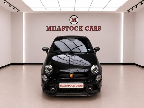 2022-Abarth-595-14T-Scorpion-ORO-Auto image:1