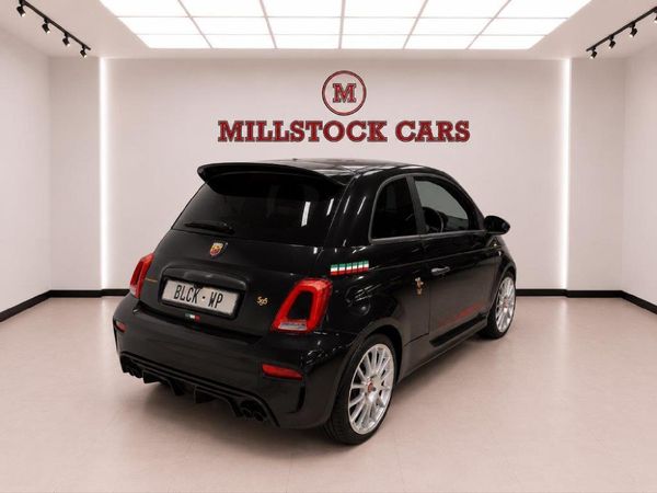 2022-Abarth-595-14T-Scorpion-ORO-Auto image:4