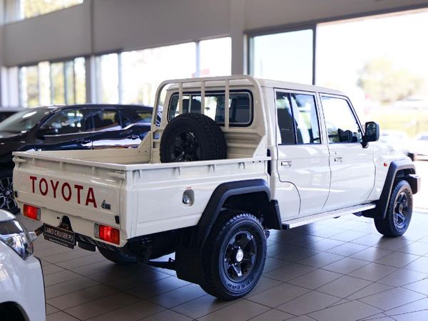 2026-Toyota-Land-Cruiser-79-28-GD-6-Double-Cab image:6