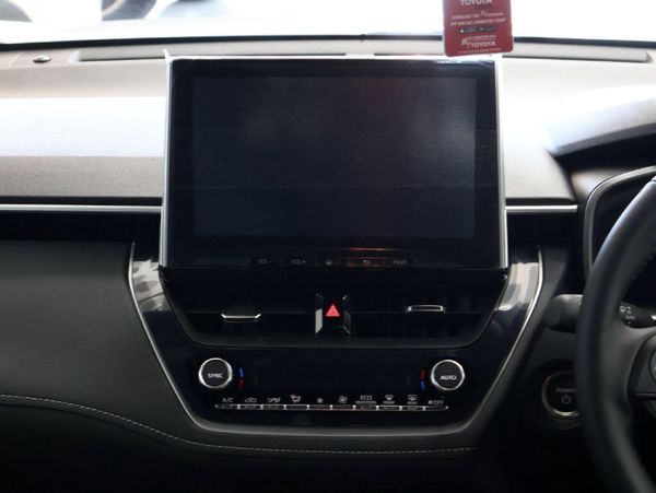 2026-Toyota-Corolla-Cross-18-XR-Hybrid image:16