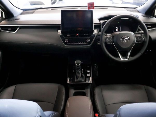 2026-Toyota-Corolla-Cross-18-XR-Hybrid image:6