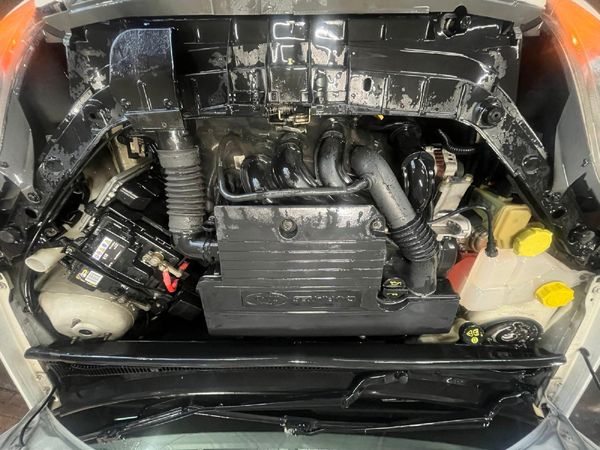 2006-Ford-Fiesta-16i-Ambiente-Auto-5-dr image:12