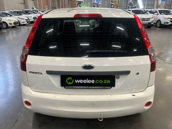 2006-Ford-Fiesta-16i-Ambiente-Auto-5-dr image:3