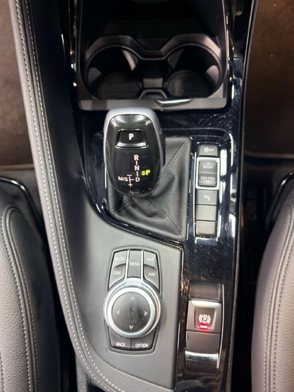 2021-BMW-X1-sDrive18i-xLine-Auto image:15