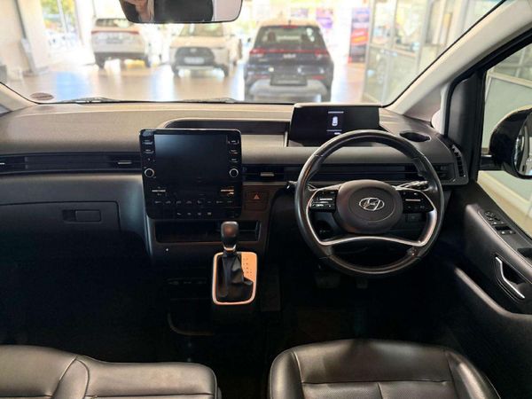 2023-Hyundai-Staria-22d-Executive-Auto image:6
