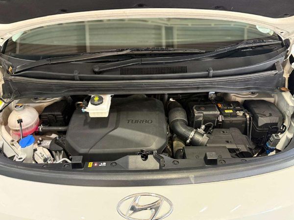 2023-Hyundai-Staria-22d-Executive-Auto image:8