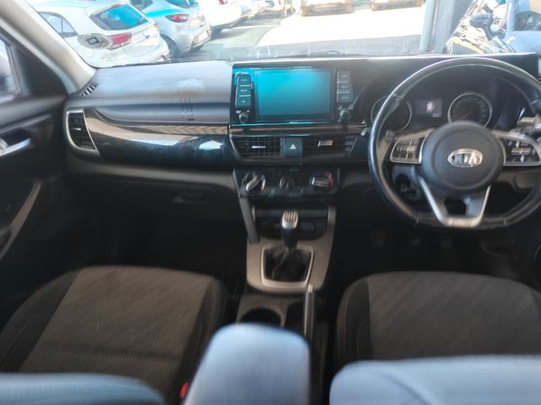 2021-Kia-Seltos-15D-EX image:13