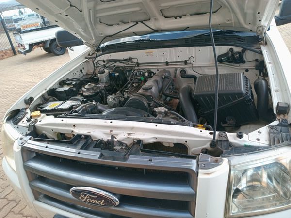 2009-Ford-Ranger-25-TD-4x4-Single-Cab image:7