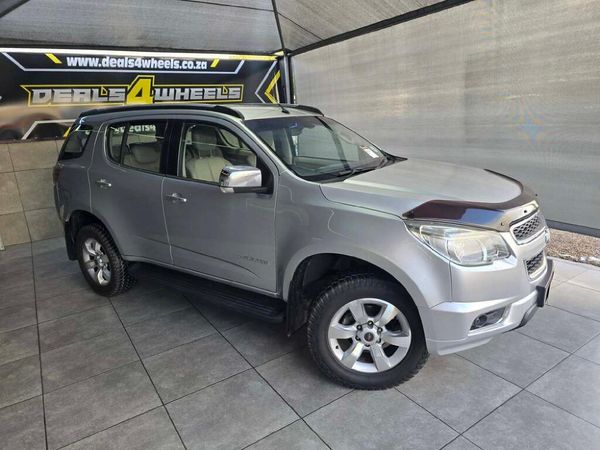 2013-Chevrolet-Trailblazer-28-LTZ-Auto image:1
