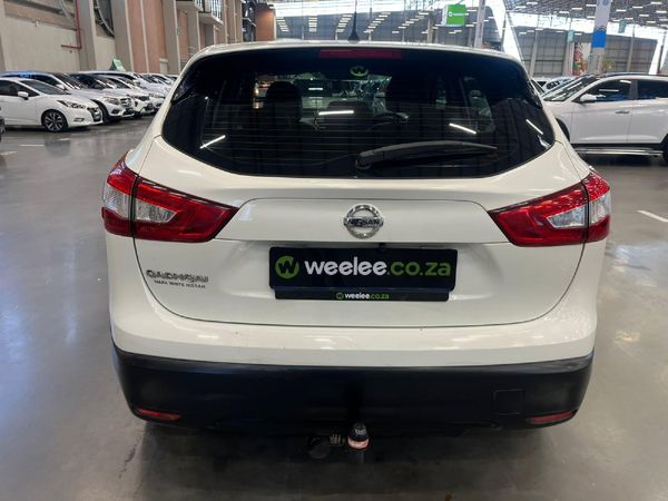 2016-Nissan-Qashqai-12T-Visia image:4