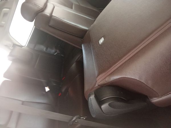 2019-Toyota-Fortuner-24-GD-6-Raised-Body-Auto image:10