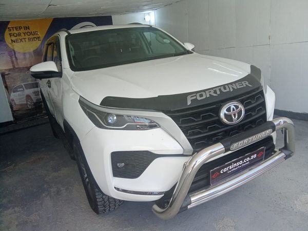 2019-Toyota-Fortuner-24-GD-6-Raised-Body-Auto image:1