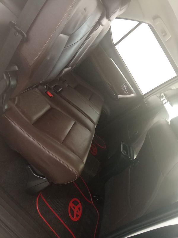 2019-Toyota-Fortuner-24-GD-6-Raised-Body-Auto image:8