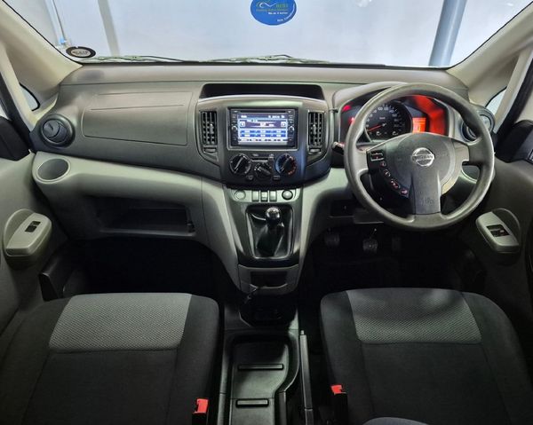 2017-Nissan-NV200-15-dCi-Visia-7-seat image:10