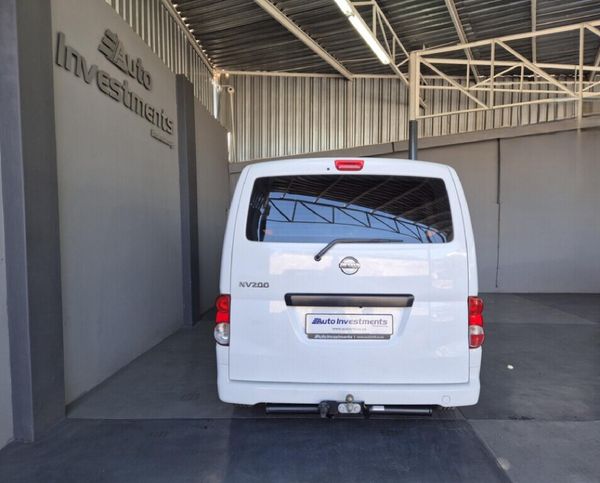 2017-Nissan-NV200-15-dCi-Visia-7-seat image:7