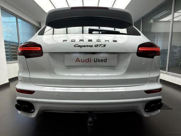 2018-Porsche-Cayenne-GTS-Auto image:4