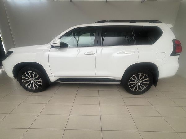 2022-Toyota-Land-Cruiser-Prado-28-GD-VX-L-Auto image:3