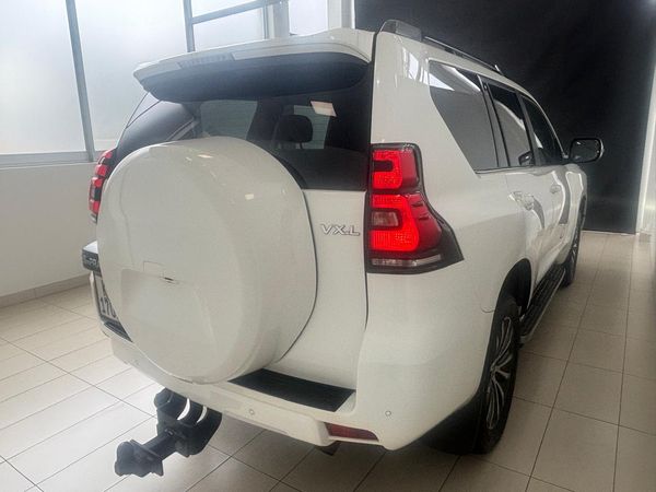 2022-Toyota-Land-Cruiser-Prado-28-GD-VX-L-Auto image:6