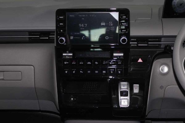 2026-Hyundai-Staria-22d-Luxury-Auto image:12