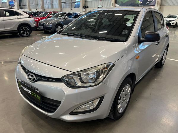 2013-Hyundai-i20-12-Motion image:6