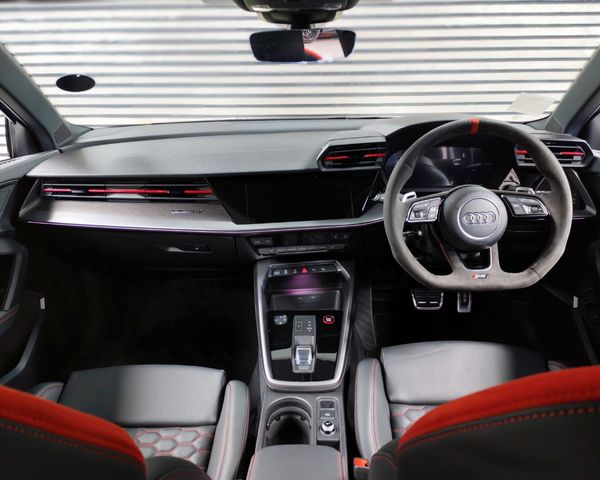 2024-Audi-RS3-Sedan-quattro image:8
