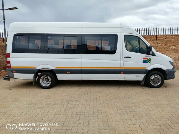 2015-Mercedes-Benz-Sprinter-519-CDI-Auto-23-Seater image:2