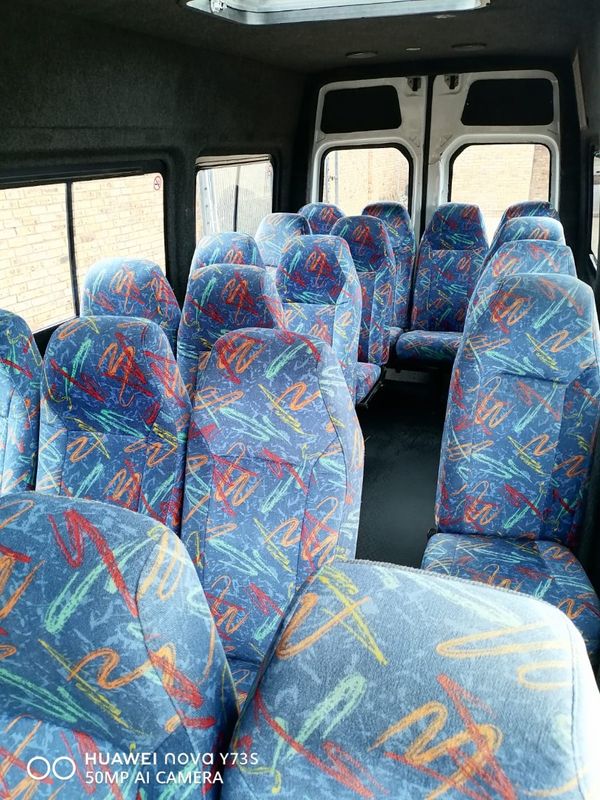 2015-Mercedes-Benz-Sprinter-519-CDI-Auto-23-Seater image:4