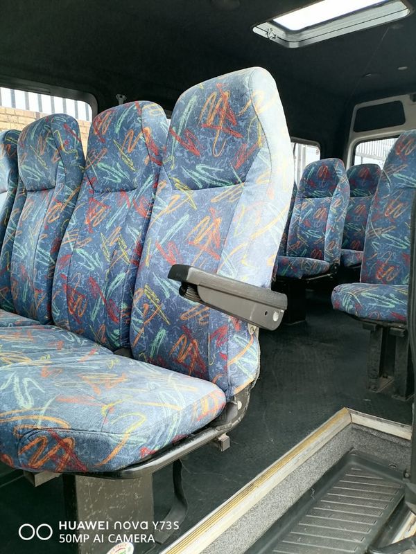 2015-Mercedes-Benz-Sprinter-519-CDI-Auto-23-Seater image:6